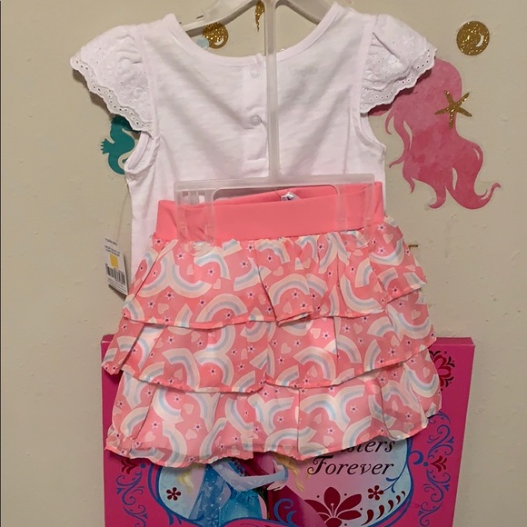 Cute little girl outfit. - Picture 4 of 5
